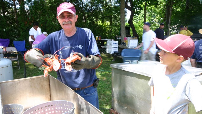 Connecticut's annual Juried Arts and Craft Show includes a Lobsterfest and Chicken Barbecue, July 1-2 on the Niantic Town Hall Grounds.