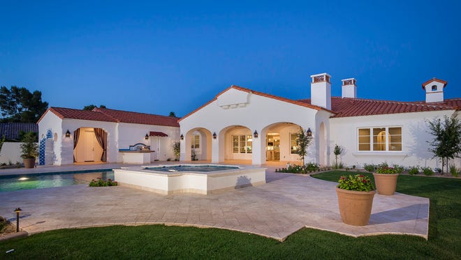 Swimming legend Michael Phelps bought this $2.53 million home in Paradise Valley in 2015.